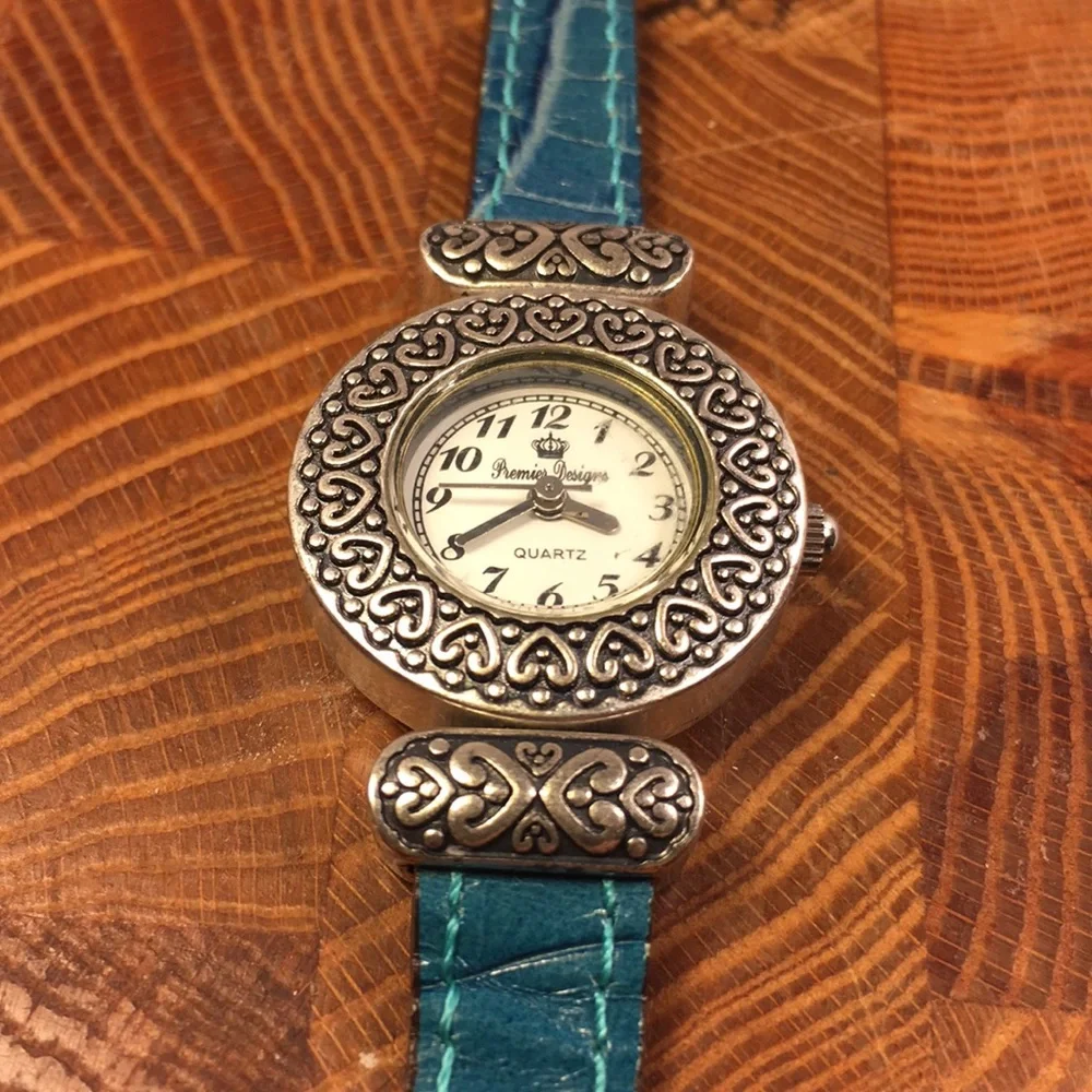 Premier Designs NWOT quartz Japan movement watch